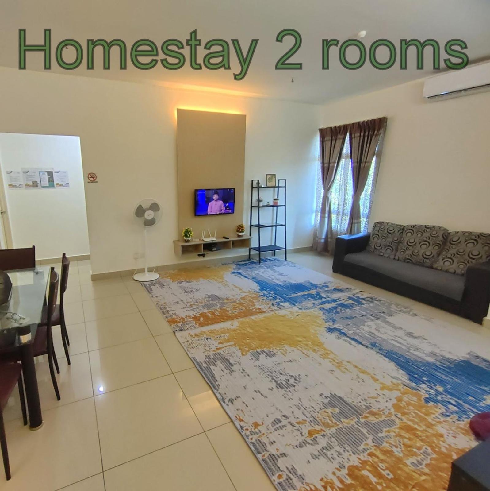 2 Rooms Homestay Deviana Wakaf Che Yeh コタバル エクステリア 写真